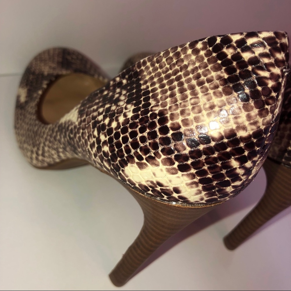 New Jessica Simpson Snakeskin Round Toe Pump Heel - Picture 7 of 8